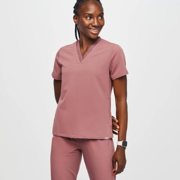 Figs Tops - Figs Oran Slim Scrub Top V Neck Pockets Short Sleeve Slim Fit Pink Maeve Layers